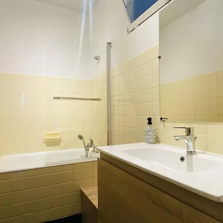 Le Sens Unique Apartment